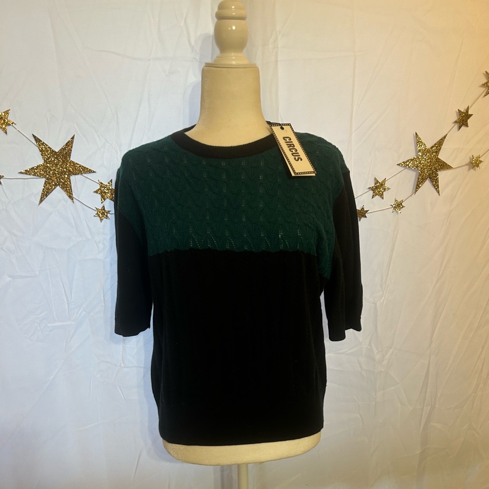 Circus sweater size xl